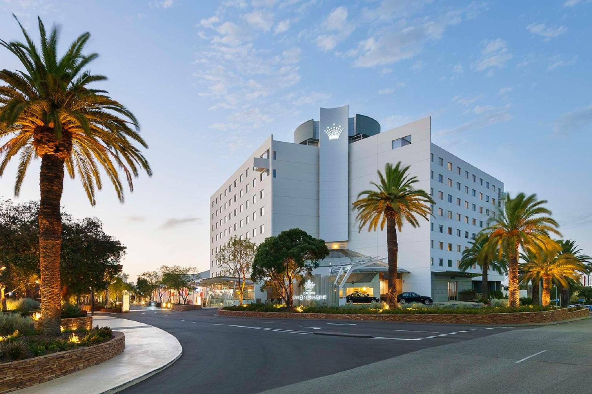 Crown Promenade Perth Hotell Exteriör bild