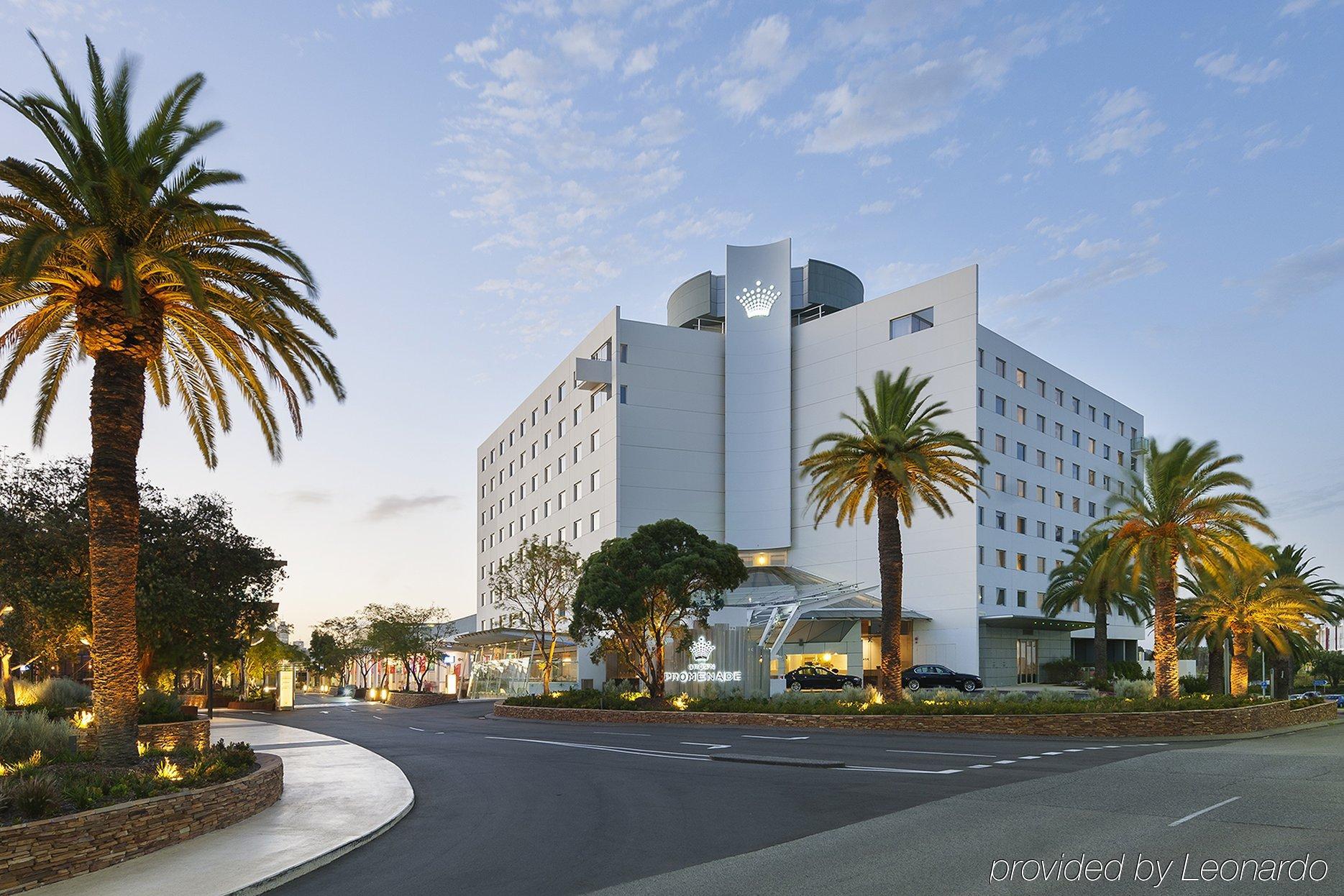 Crown Promenade Perth Hotell Exteriör bild