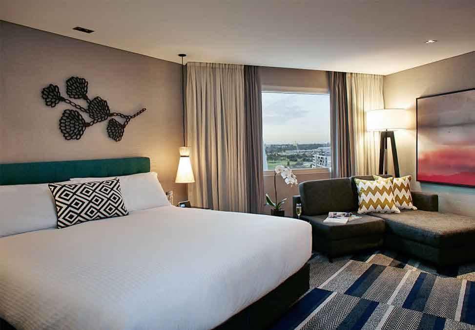 Crown Promenade Perth Hotell Exteriör bild